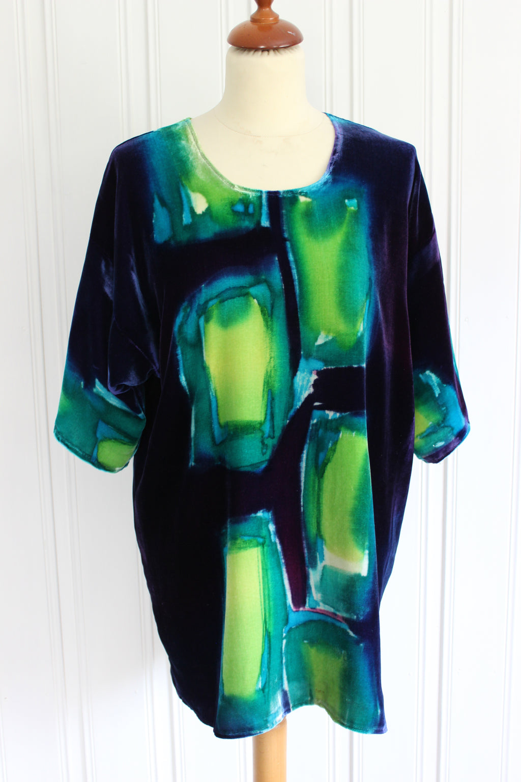 Hand painted top in silk 4768