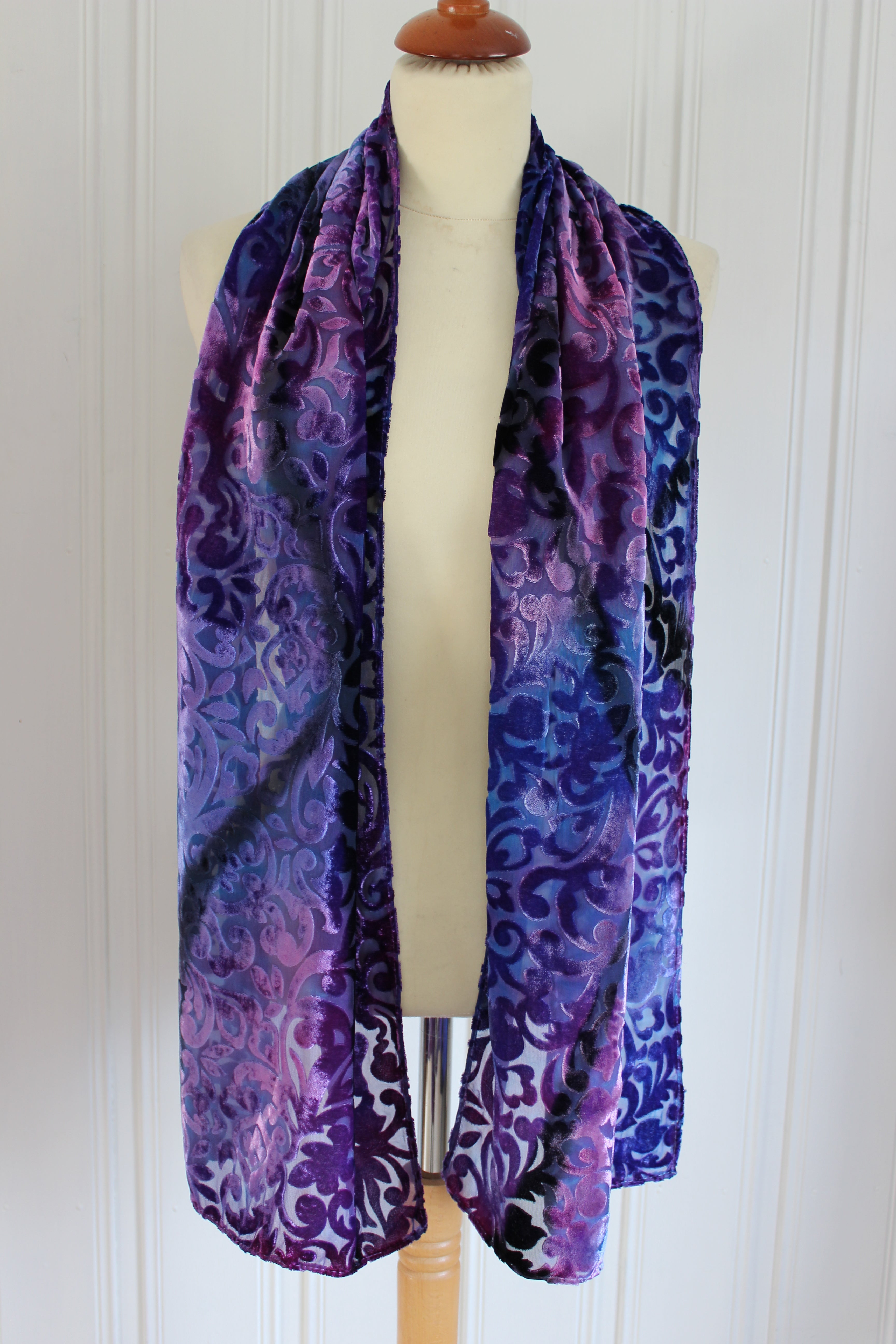 Håndmalt skjerf i silke 4845