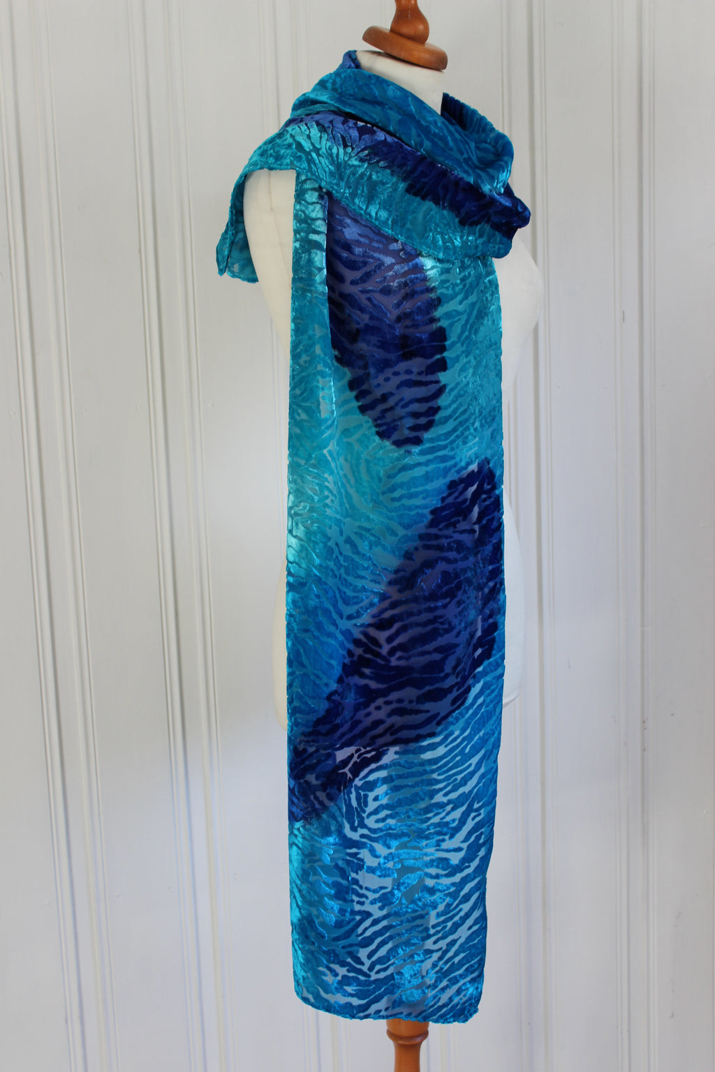 Hand painted silk scarf 4883