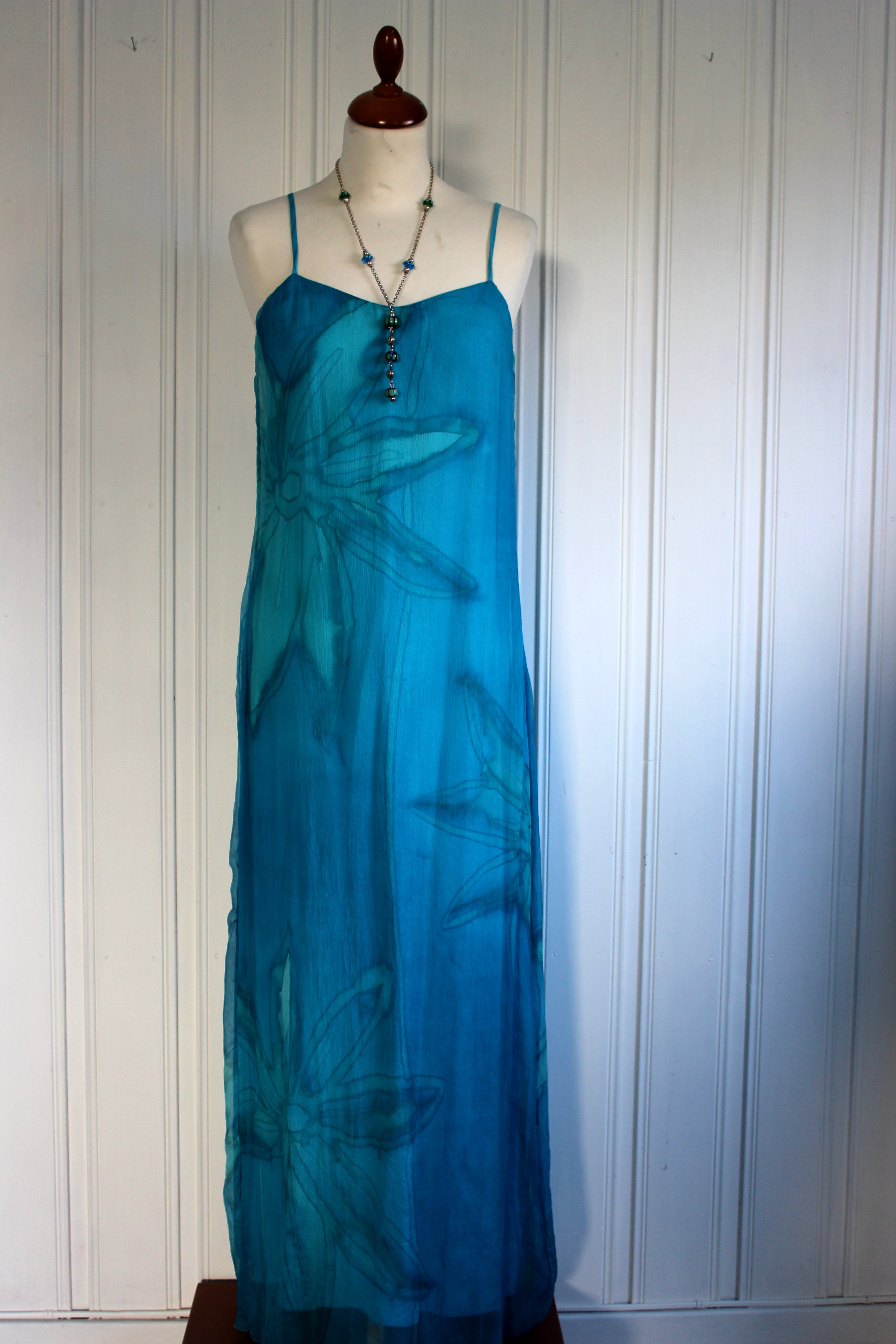 Håndmalt kjole i Crincle silke 3885