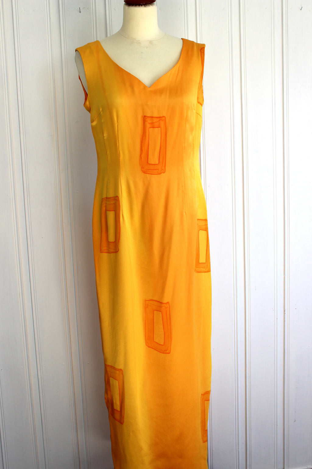 Håndmalt kjole i Satin silke 3908